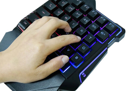 USB One-Handed Keyboard Gaming Mechanical Feel Keyboard Portable 35 Keys Mini Wired Keyboard Ergonomic Gaming Keyboard